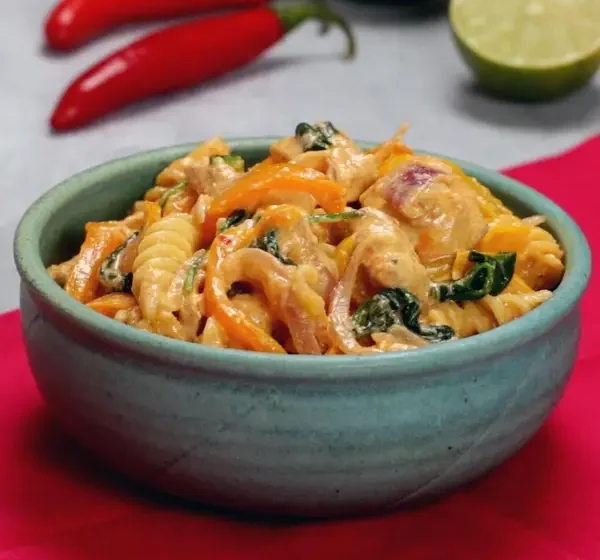  One-Pot Fiery Chicken & Vegetables Pasta