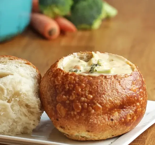  One-Pot Broccoli Cheddar Soup