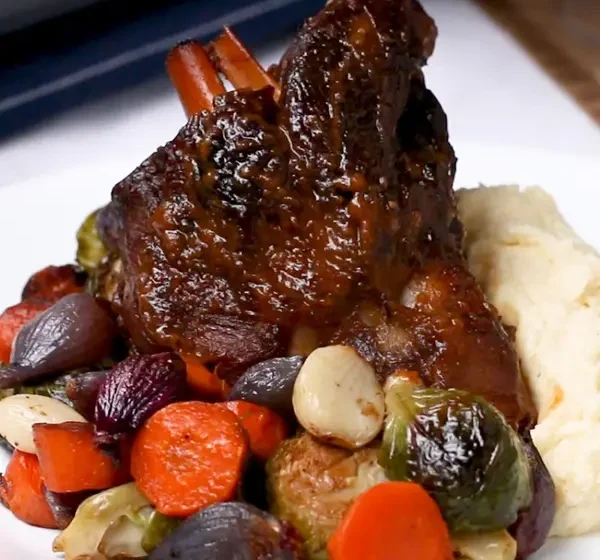  Elegant Braised Lamb Shank Dinner
