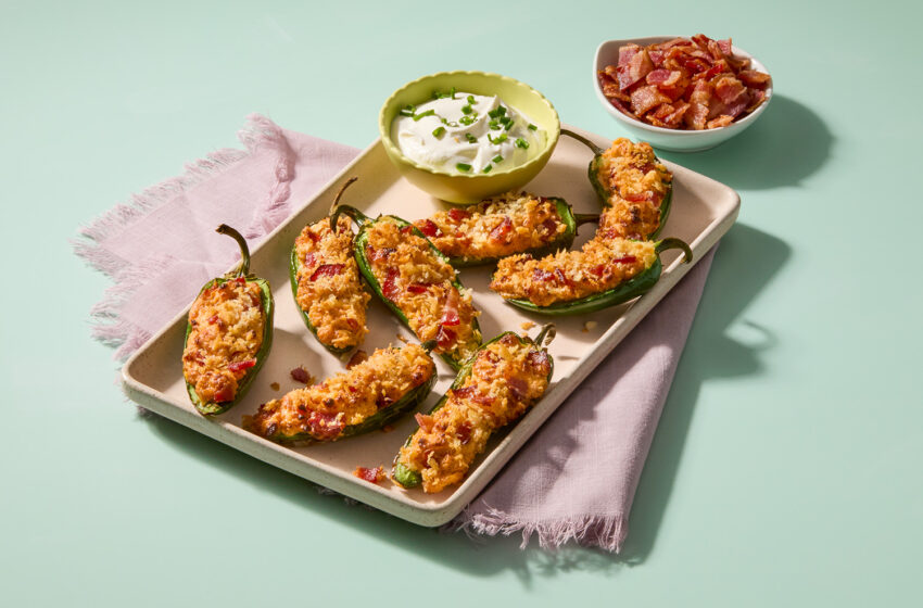  🧅 Extra-Crispy Air-Fried Loaded Jalapeño Popper Onion Rings 🌶️