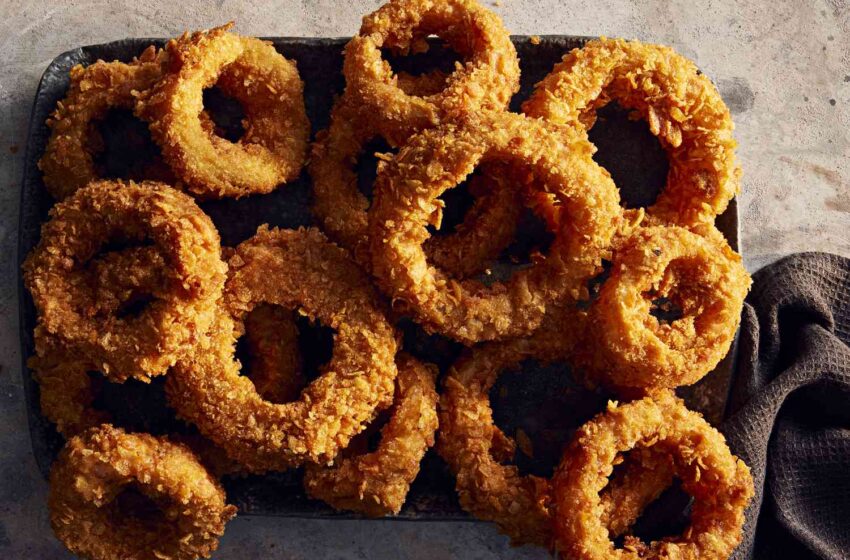  🧅 Extra-Crispy Air-Fried Sweet Onion Rings 🍟