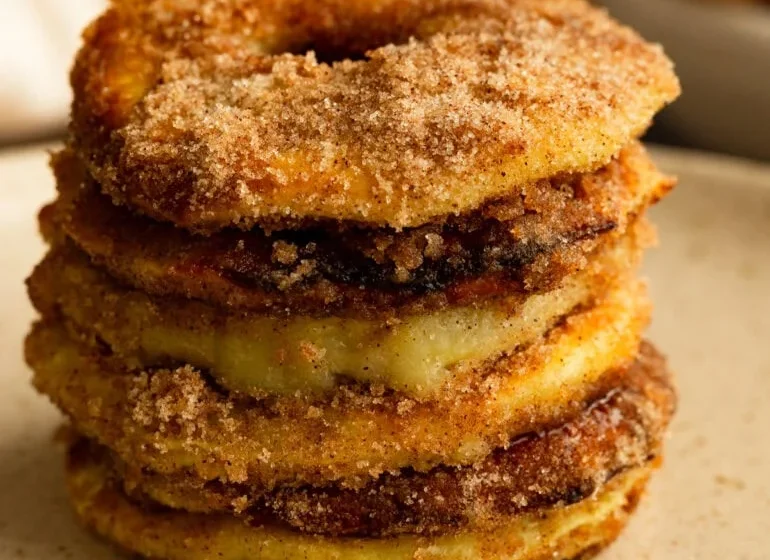  🍎 Air-Fried Cinnamon Apple Rings with Salted Caramel 🍂
