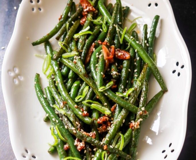  🥑 Healthy Crispy Sesame Ginger Garlic Green Beans 🌿