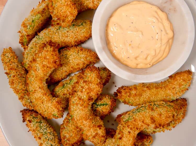  🥑 Crispy Air-Fried Loaded Avocado Fries 🍟