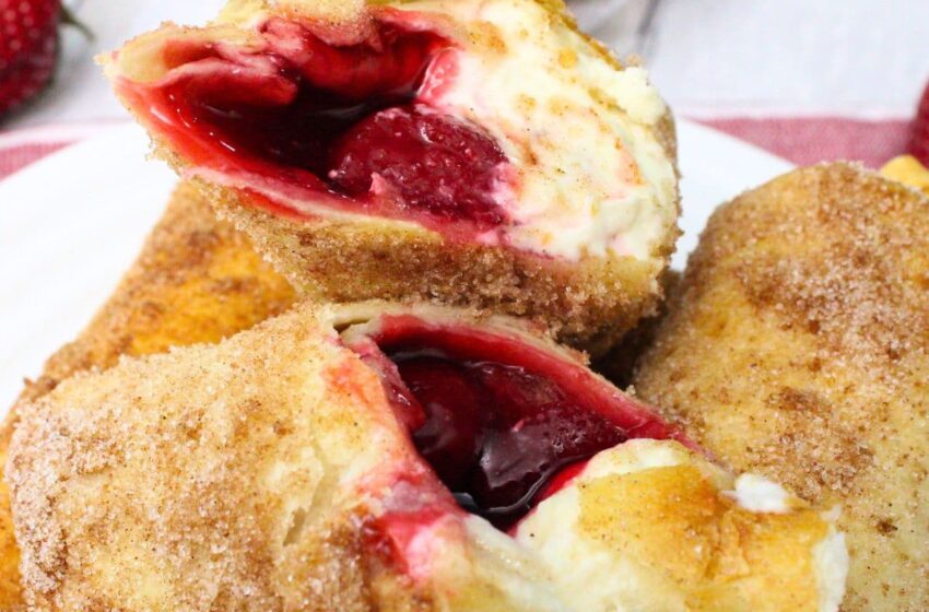  🍓 Crispy Air-Fried Strawberry Cheesecake Chimichangas 🍳