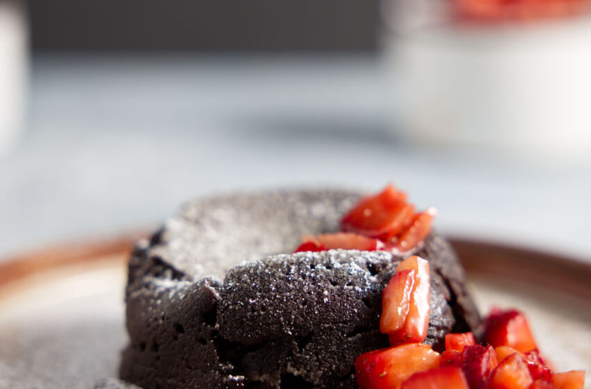  🍫 Air-Fried Molten Lava Cookie Cups 🍪