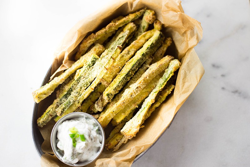  🥑 Healthy Crispy Baked Zucchini Fries 🥒