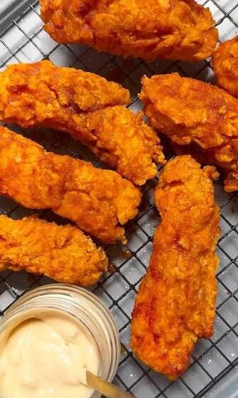  🍗 Crispy Nashville Hot Chicken Tenders 🌶️