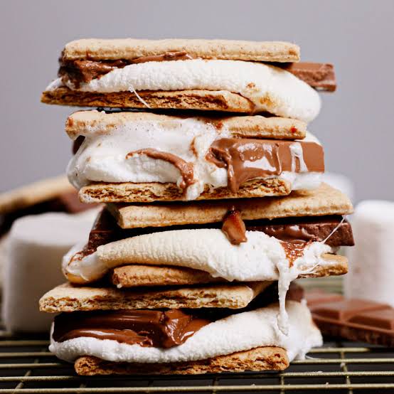  🍫 Extra-Crispy Air-Fried S’mores Wonton Pockets 🪵