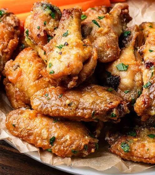  🍗 Crispy Garlic Parmesan Chicken Wings