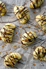 🍫 Crispy Melted Mars Bar Croissant Roll-Ups 🥐