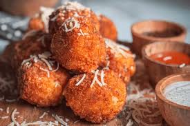  🧀 Crispy Mac & Cheese Lava Balls 💣