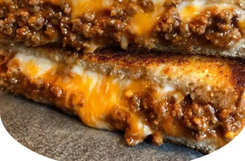  🧀🍔 Grilled Cheese Sloppy Joes ✨🥪