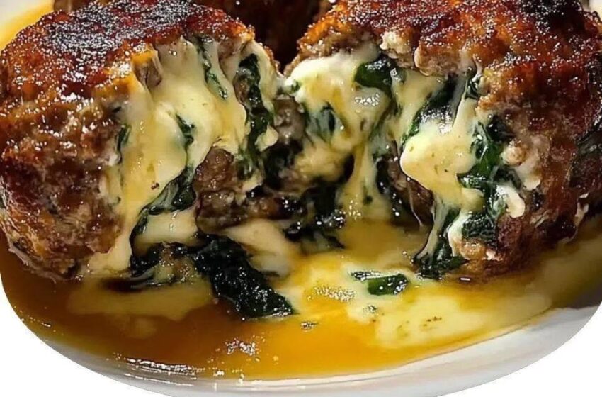 🧄🧀 Spinach Garlic Mozzarella Stuffed Meatballs 🍃🥩