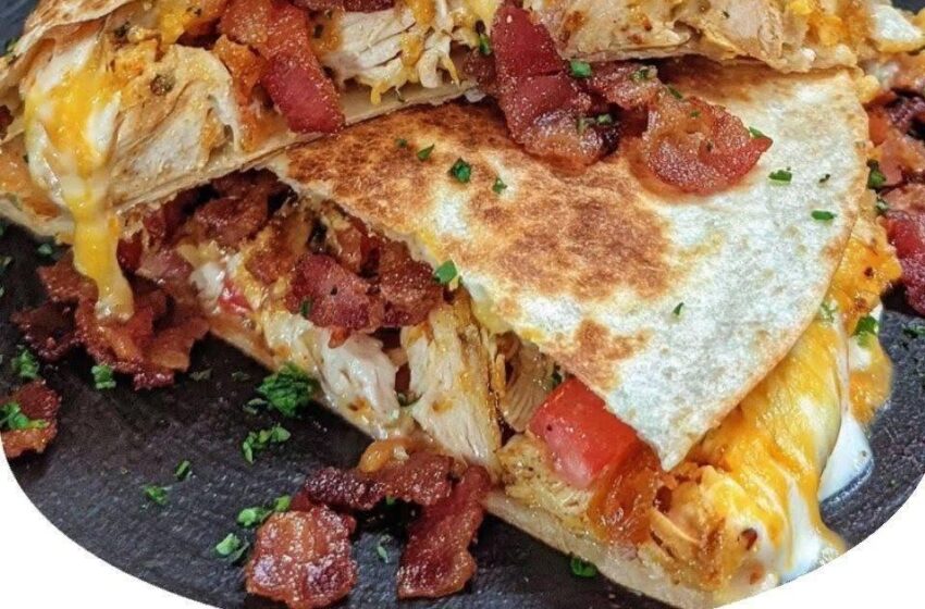  🔥 Chicken Bacon Ranch Quesadilla 🌯🥓