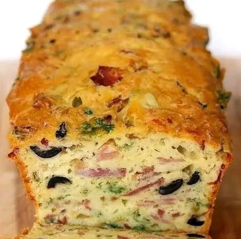  Olive Bacon and Cheese Bread