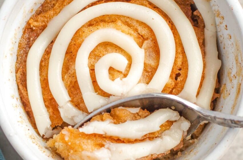  🥞 Air-Fried Cinnamon Roll Mug Cake 🍂 (Dessert)