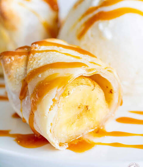  🍌 Air-Fried Sweet Bananas Foster Spring Rolls 🇨🇧 (Dessert)